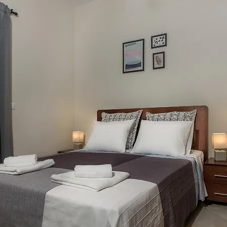 Pleiades Casual Living Apartman