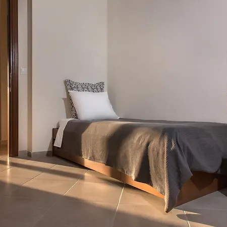 Apartament Pleiades Casual Living Nea Roda